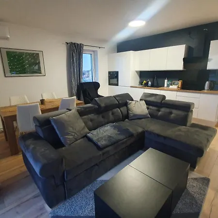 Premium Apartaments-chociszewskiego 6 C Leszno (Greater Poland)